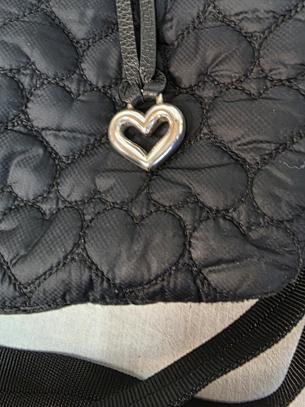 Brighton Kamille quilted crossbody bag in black - Picture 7 of 8